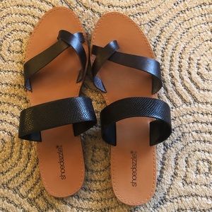 SHOEDAZZLE BLACK SANDALS SIZE 12!